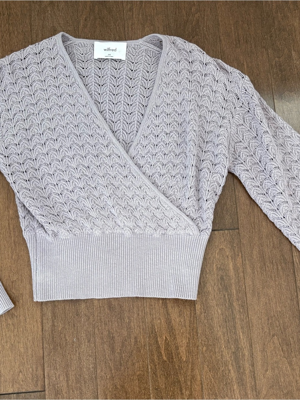Wilfred Aritzia Dear V-Neck Wrap Sweater XXS